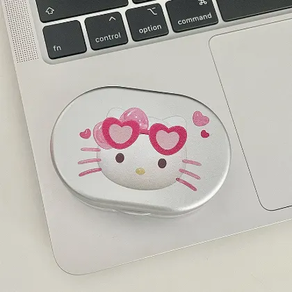 Hello Kitty silver contact lens case | 1 Year